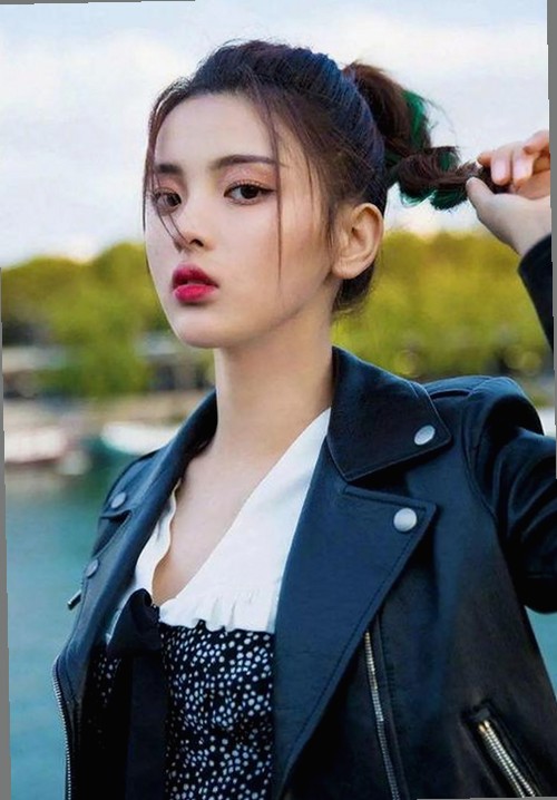 娱乐圈背后的故事：麻将趣闻、萌宠羊羊与吃瓜博主揭秘